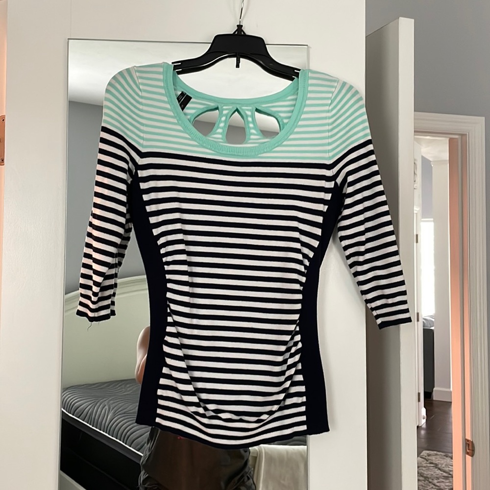 Maurice’s top